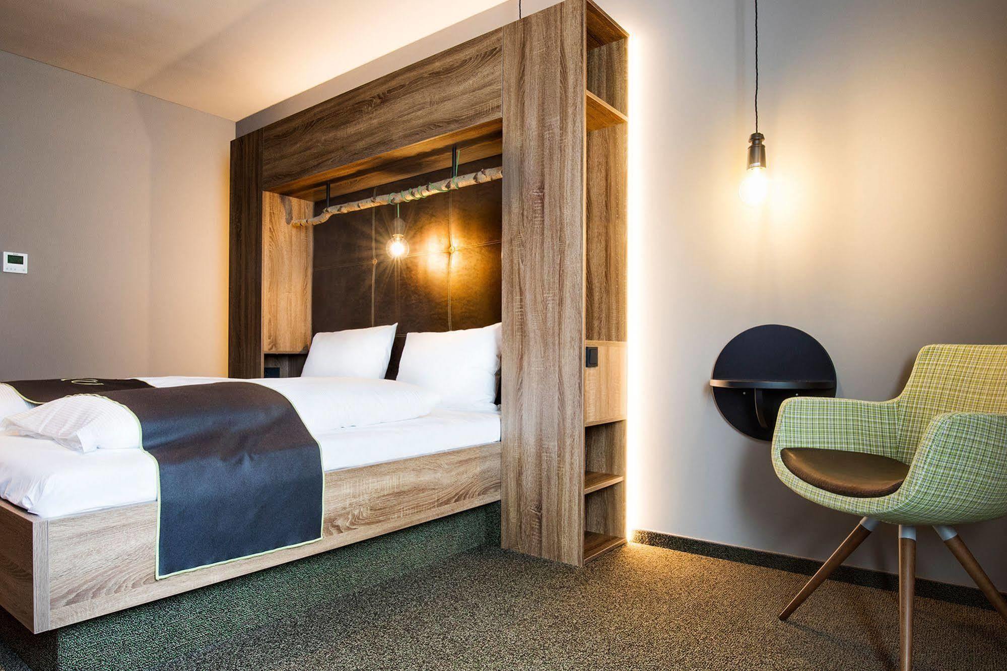 Riku Hotel Ульм Экстерьер фото