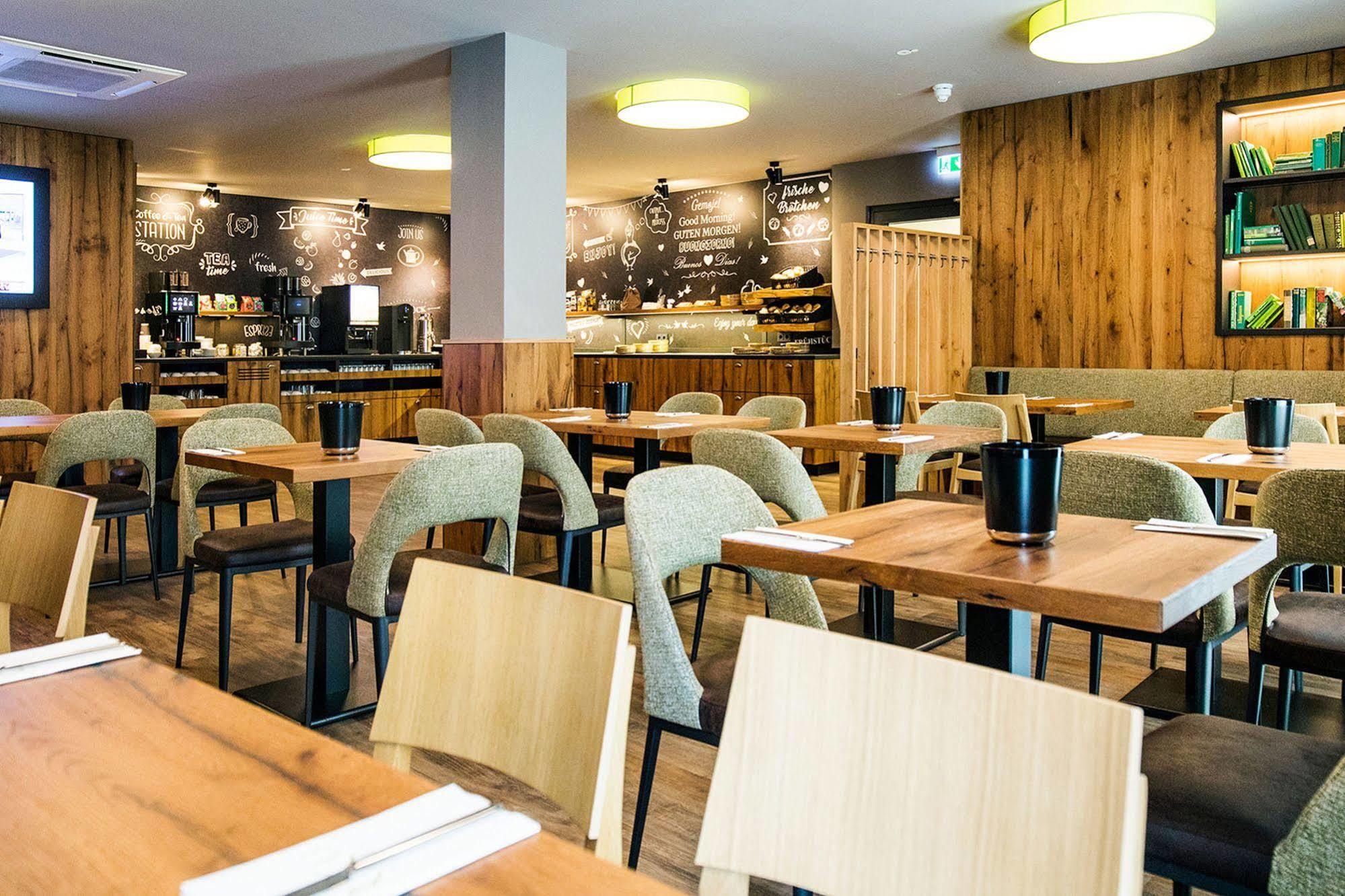 Riku Hotel Ульм Экстерьер фото